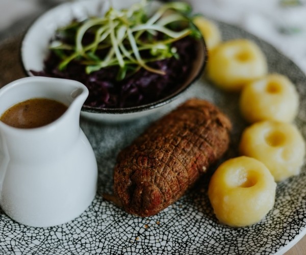 Hotel Dębowe Wzgórze w Pokrzywnej