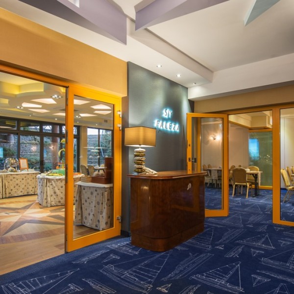 Hotel Restauracja FALEZA w Jastrzębiej Górze