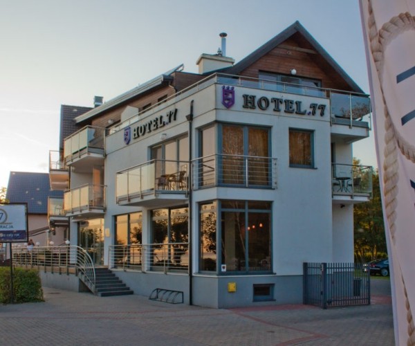 Hotel 77 w Chałupach