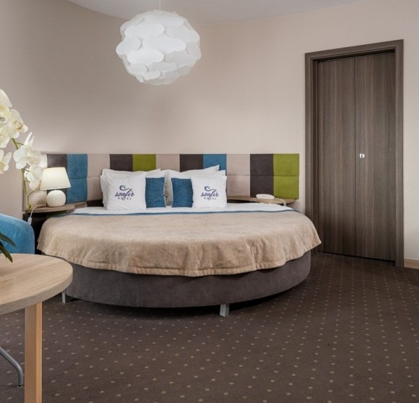 Hotel Szafir w Jastrzębiej Górze