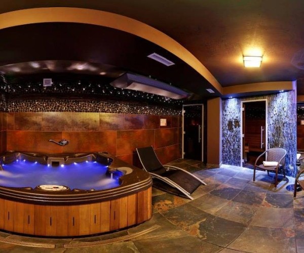 Hotel 77 w Chałupach