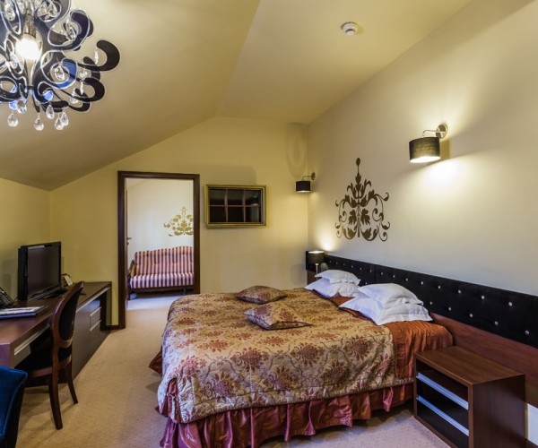 Dwór Kombornia Hotel & SPA w Komborni