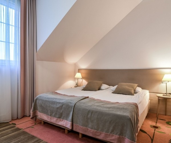 Hotel SPA Wieniawa w Rekowie Górnym k/Redy
