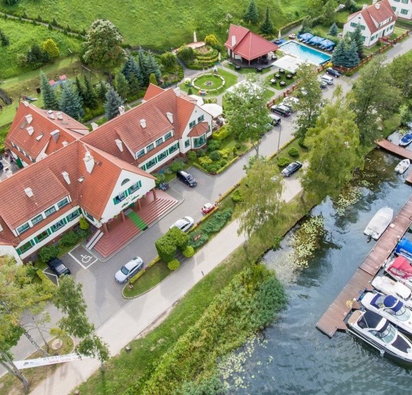 Hotel Amax w Mikołajkach