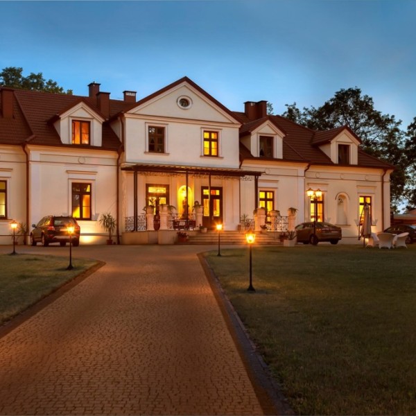 Dwór Prezydencki Boutique Hotel & SPA w Zgłobicach