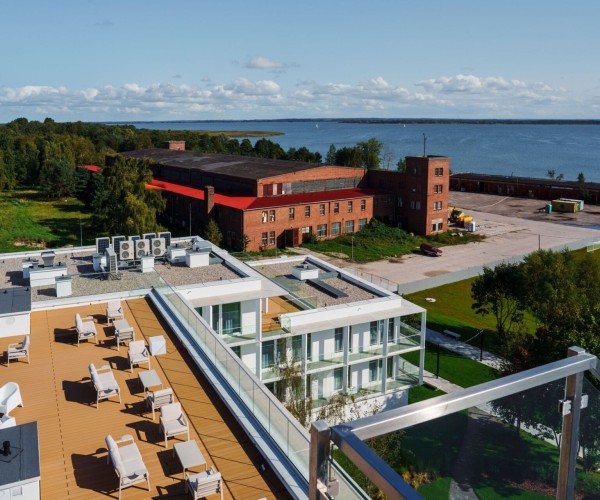Hotel ARCHE Fabryka Samolotów w Mielnie