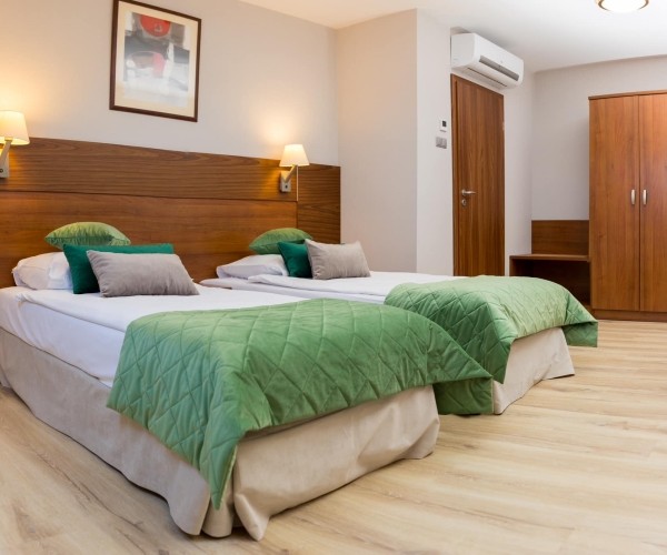 Hotel Ostaniec w Podlesicach