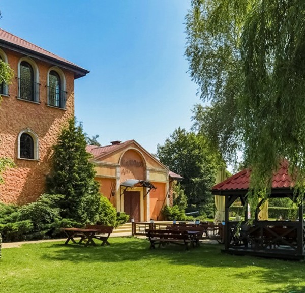 Hotel Ognisty Ptak w Ogonkach k/Węgorzewa