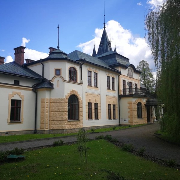 Pałac w Olszanicy