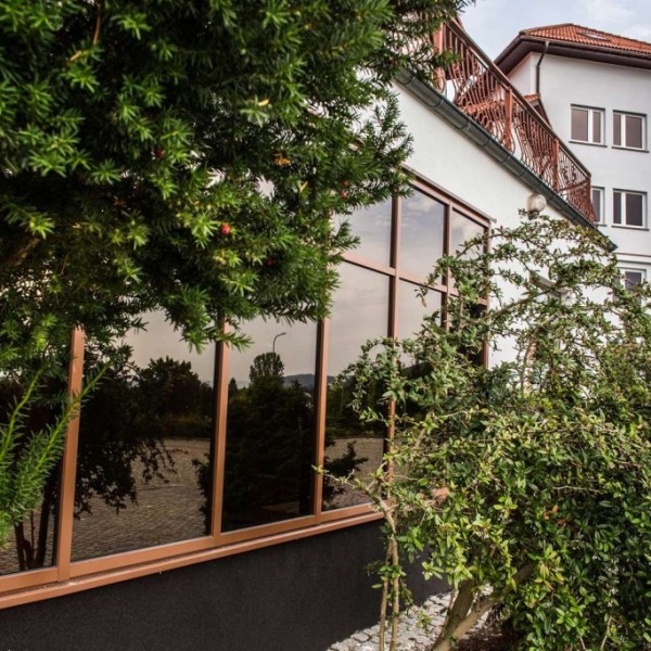 Hotel Kyriad Karkonosze w Wojcieszycach