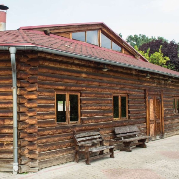 Hotel Kyriad Karkonosze w Wojcieszycach
