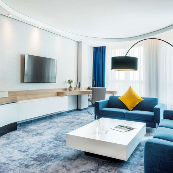  Hotel Golden Tulip Warsaw Airport w Warszawie