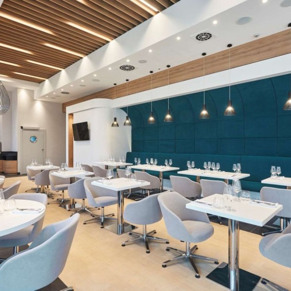  Hotel Golden Tulip Warsaw Airport w Warszawie