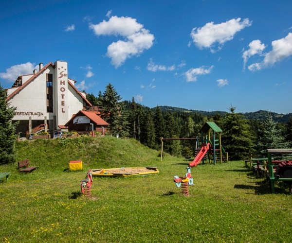 SKI Hotel w Piwnicznej-Zdroju