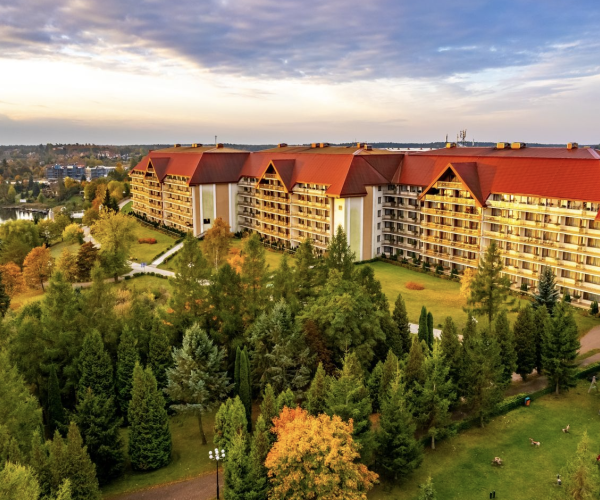 Hotel Gołębiewski w Mikołajkach