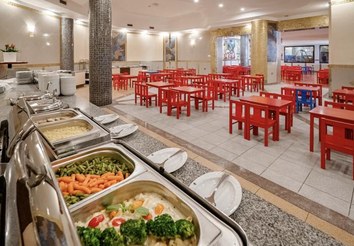 Hotel Gołębiewski w Mikołajkach