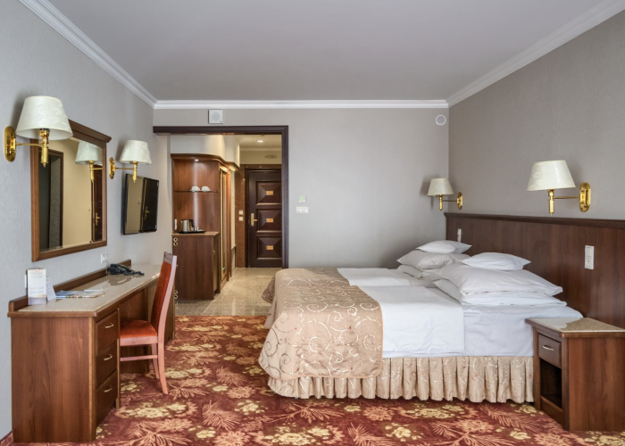 Hotel Gołębiewski w Mikołajkach