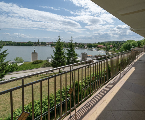 Hotel Gołębiewski w Mikołajkach