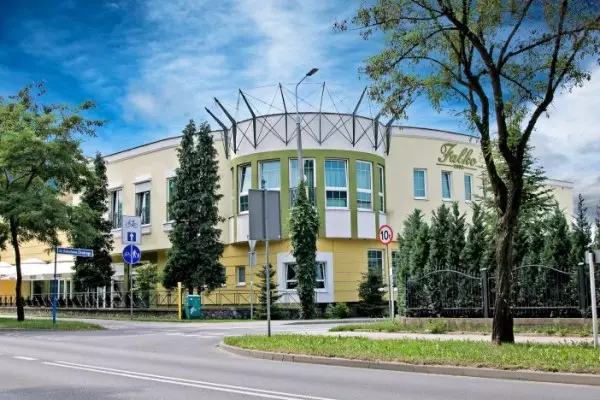 Hotel Falko w Rumi
