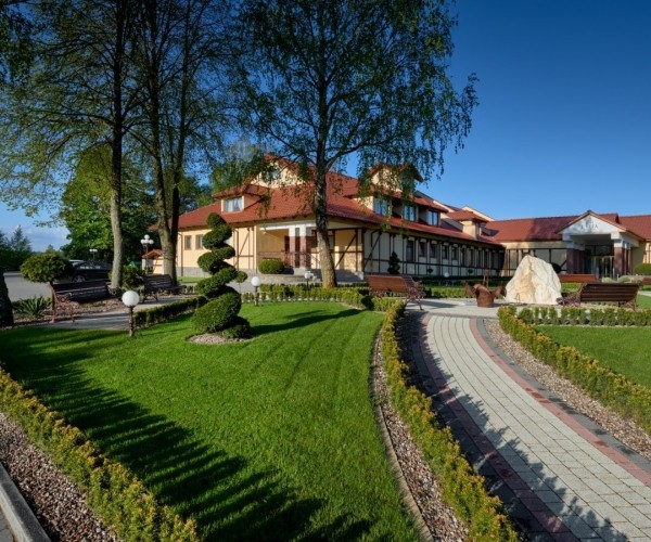 Hotel Evita w Tleniu