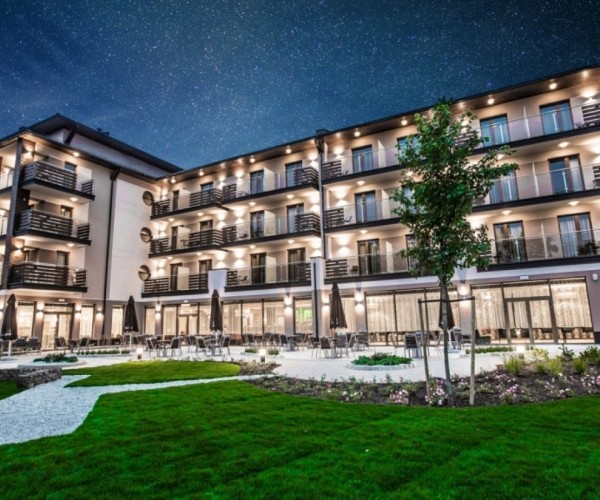 Mineral Hotel MALINOWY RAJ w Solcu Zdroju