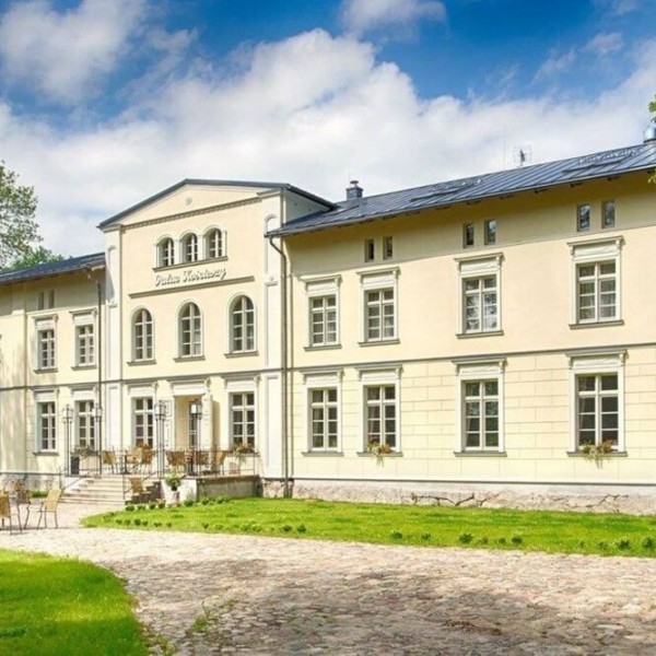Pałac Seniora w Przyjaźni