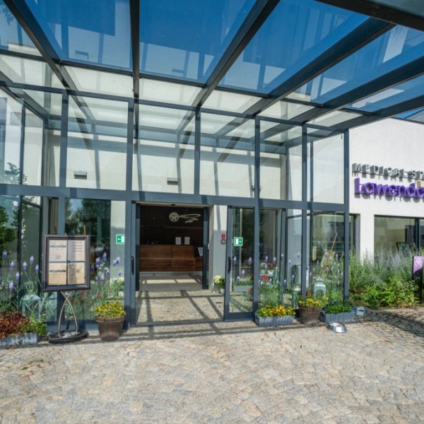 Hotel **** Lawendowe Termy Medical SPA w Uniejowie