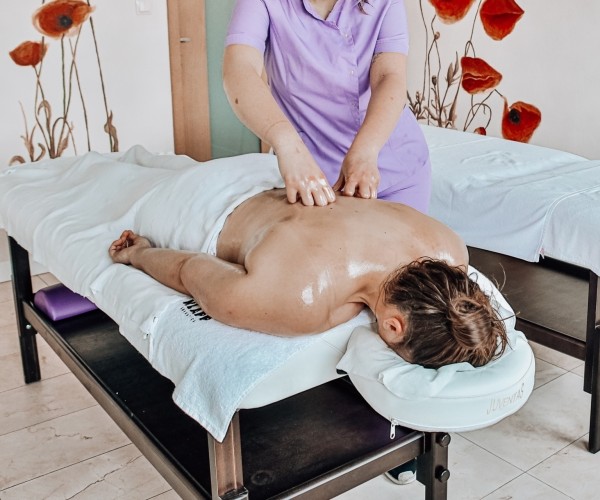 Hotel **** Lawendowe Termy Medical SPA w Uniejowie