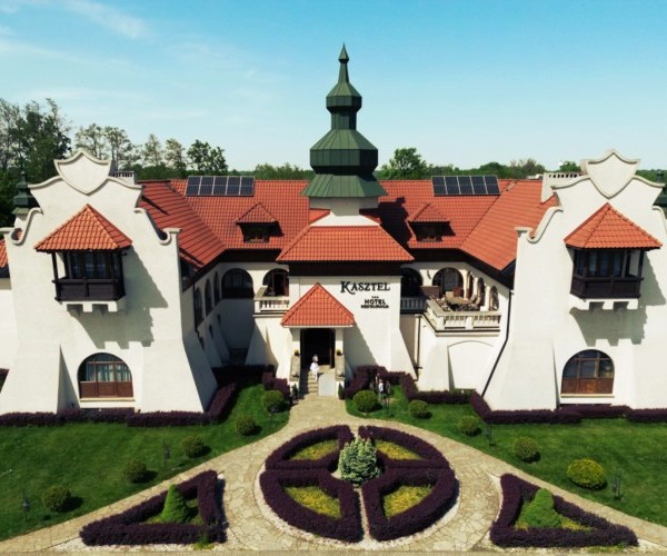 Hotel Kasztel w Rzezawie