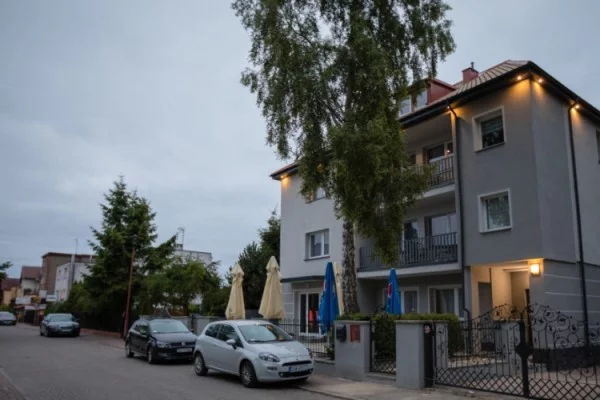 Willa Nest w Unieściu
