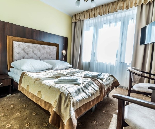 Hotel JANTAR w Rewalu