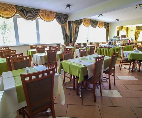 Hotel JANTAR w Rewalu