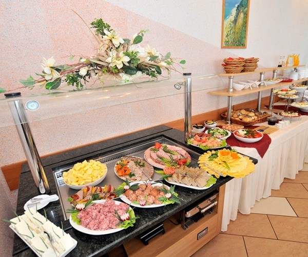 Hotel JANTAR w Rewalu