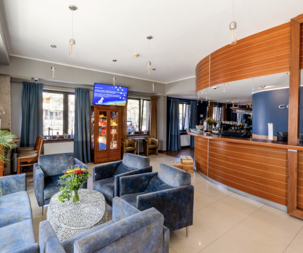 Hotel Columbus w Rowach