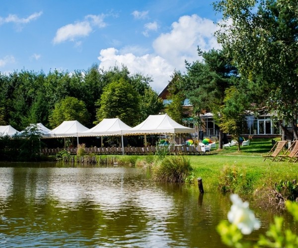 Hotel Kozi Gród w Pomlewie k. Gdańska