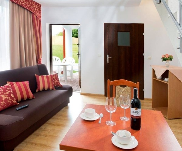 Bursztynowe Wzgórze Family Resort w Sianożętach