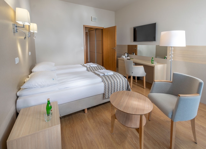 W Ośrodku Wypoczynkowym „Olymp IV" SPA & Wellness w Kołobrzegu dostępnych jest aż 350 pokoi dla gości