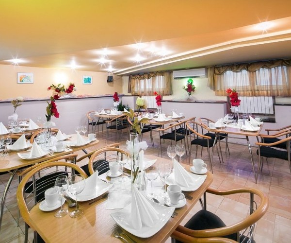 Hotel Monttis w Suchej Beskidzkiej