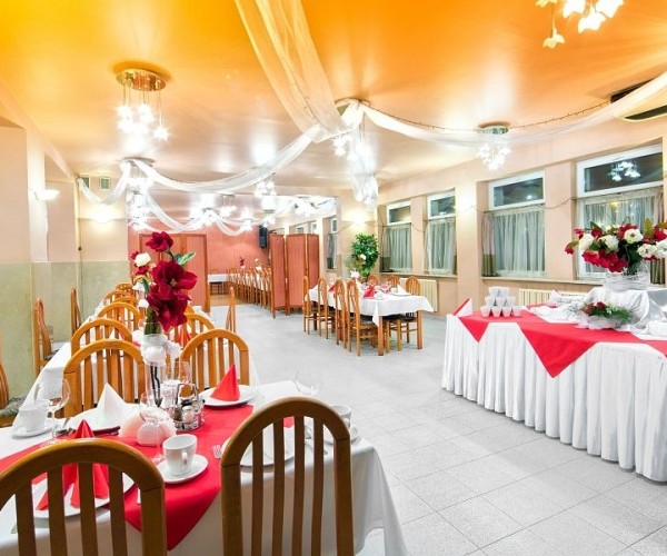 Hotel Monttis w Suchej Beskidzkiej
