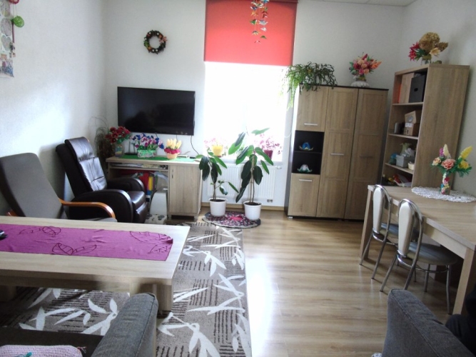 W Dziennym Domu Senior–WIGOR w Łączkach Jagiellońskich nie brakuje też miejsca do odpoczynku, rozmowy i oglądania TV