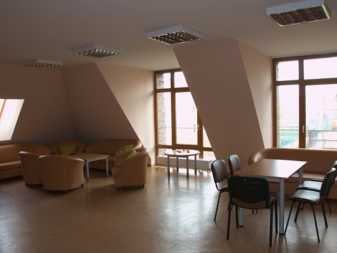 Dom Dziennego Pobytu w Chorzowie - przestrzeń wspólna