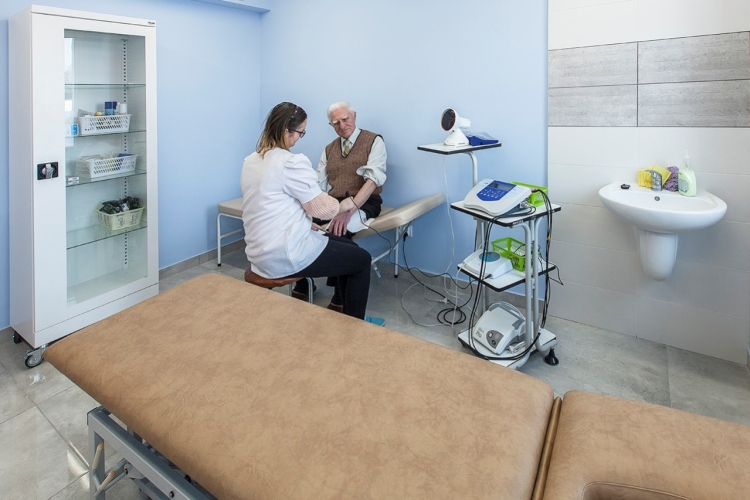 Dzienny Dom SENIOR+ w Ostrowie Wielkopolskim dysponuje gabinetem zabiegowym