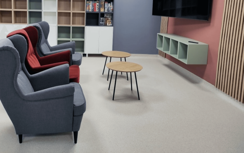 Dzienny Dom Pobytu Seniora „Przystanek Klementyny” w Białobrzegach - sala klubowa