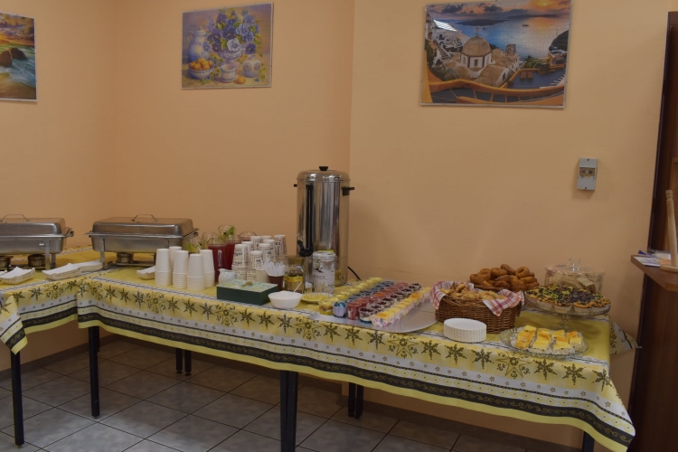 Dzienny Dom SENIOR+ w Bogdance - poczęstunek organizowany dla uczestników podczas różnego rodzaju imprez