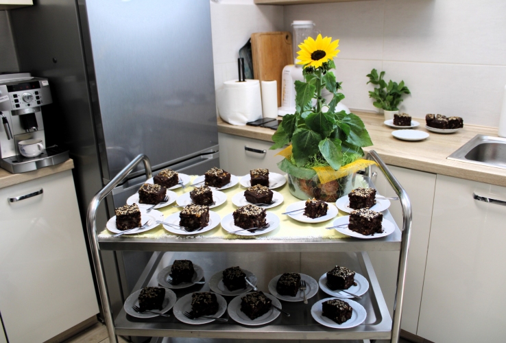 Dzienny Dom SENIOR+ w Jarosławiu zapewnia swoim podopiecznym obiad, a także okazjonalny poczęstunek