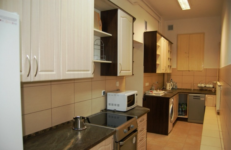 Podopieczni Dziennego Domu SENIOR+ w BArtoszycach mają do dyspozycji kuchnię 