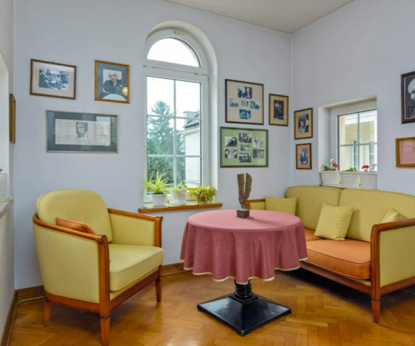 Dom Artystów Weteranów Scen Polskich w Skolimowie