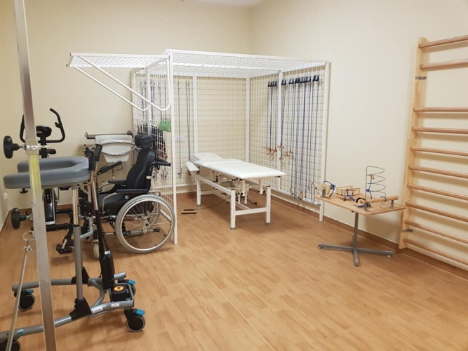 Dom Seniora w Świderkach posiada własną salę rehabilitacyjną z kabiną UGUL