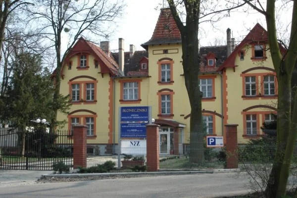 Dom Opieki Słoneczniki w Obornikach Śląskich