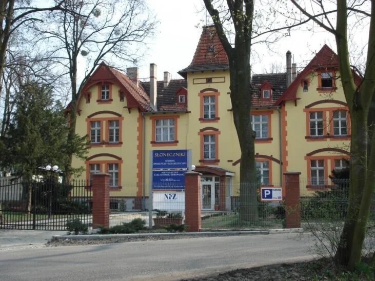 Dom Opieki Słoneczniki w Obornikach Śląskich